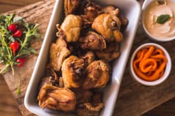 Frango à Passarinho
